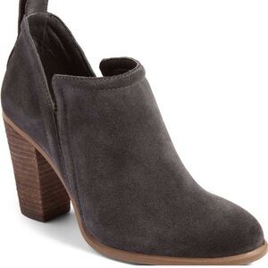 NWT Grey suede booties